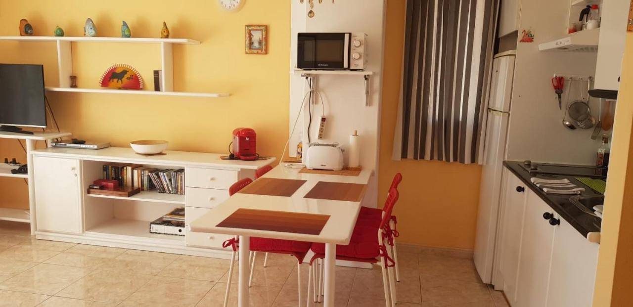 Sunny Self-Catering Apartment Costa Teguise, Lanzarote, Spain Eksteriør billede