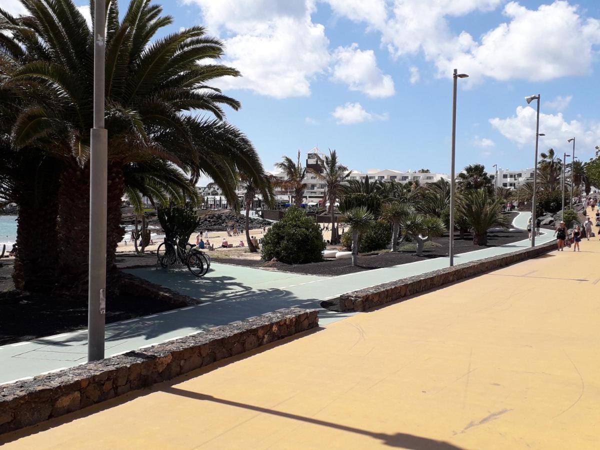 Sunny Self-Catering Apartment Costa Teguise, Lanzarote, Spain Eksteriør billede
