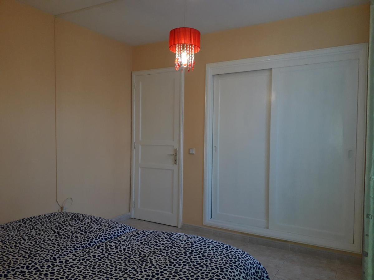 Sunny Self-Catering Apartment Costa Teguise, Lanzarote, Spain Eksteriør billede