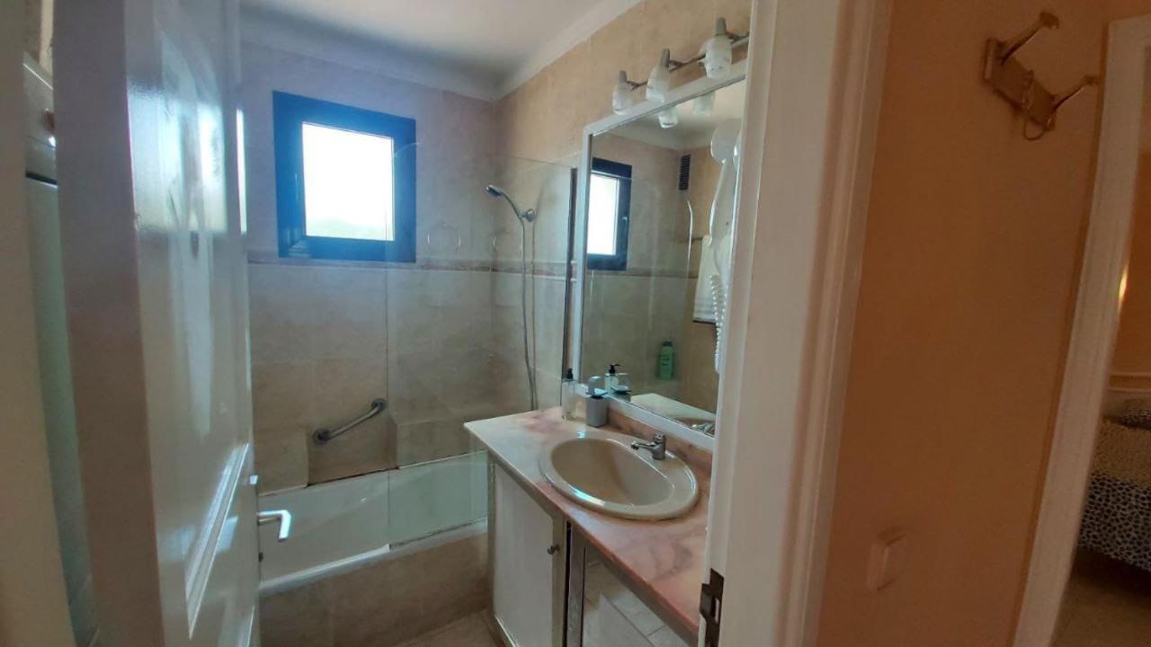 Sunny Self-Catering Apartment Costa Teguise, Lanzarote, Spain Eksteriør billede